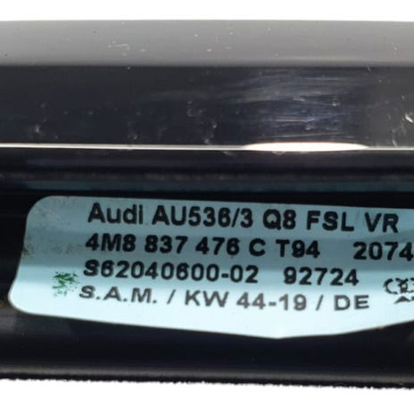 Pestana Friso Porta Dianteira Direita Audi Q8 2020 Preto