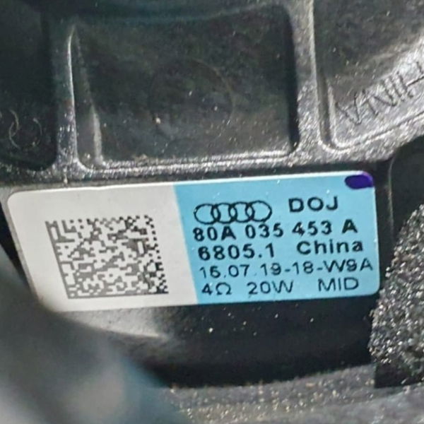 Alto Falante Dianteiro Direito Audi Q8 2020 Preto