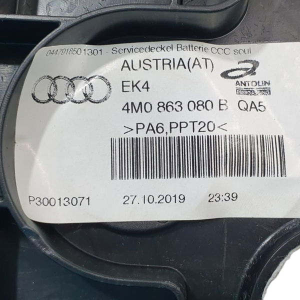 Tampa Acabamento Bateria Assoalho Audi Q8 2020