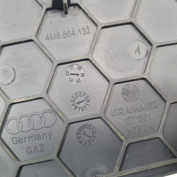 Borracha Porta Objetos Console Audi Q8 2020