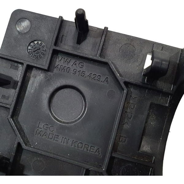 Acabamento Terminal Da Bateria Audi Q8 2020 / 4m0915429a