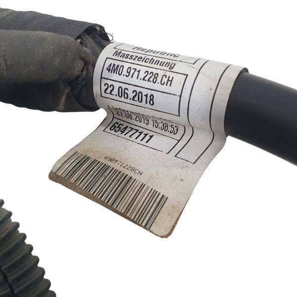 Chicote Motor Audi Q8 2020 / 4m0971228ch // 4m0971228