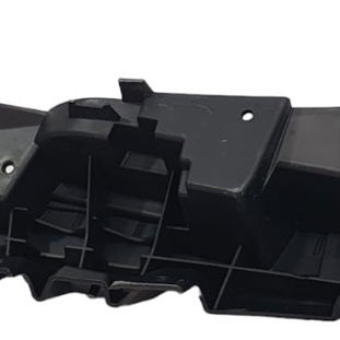 Guia Plástico Alma Parachoque Tras. Audi Q8 2020/4m880745