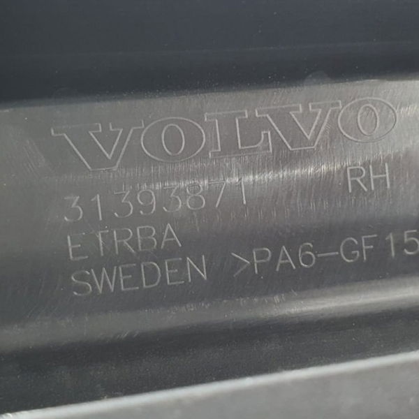Canaleta Interna Dianteira Dir. Volvo Xc90 T8 2022 /31366062