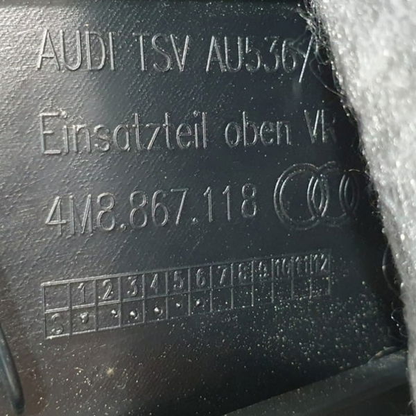 Forro De Porta Dianteiro Direito Audi Q8 2020 /4m8867118