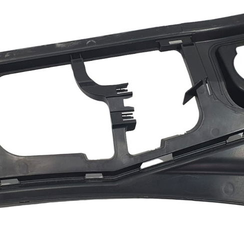 Churrasqueira Acabamento Parabrisa Audi Q8 2020 /4m8819401 Preto