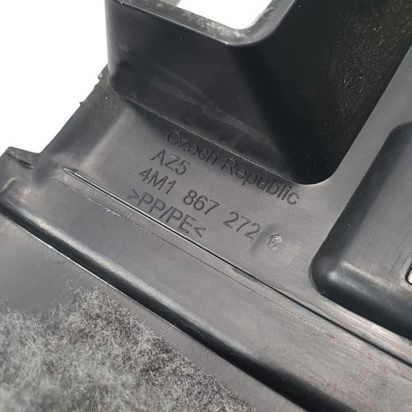 Acabamento Soleira Dianteira Direita Audi Q8 2020 Preto