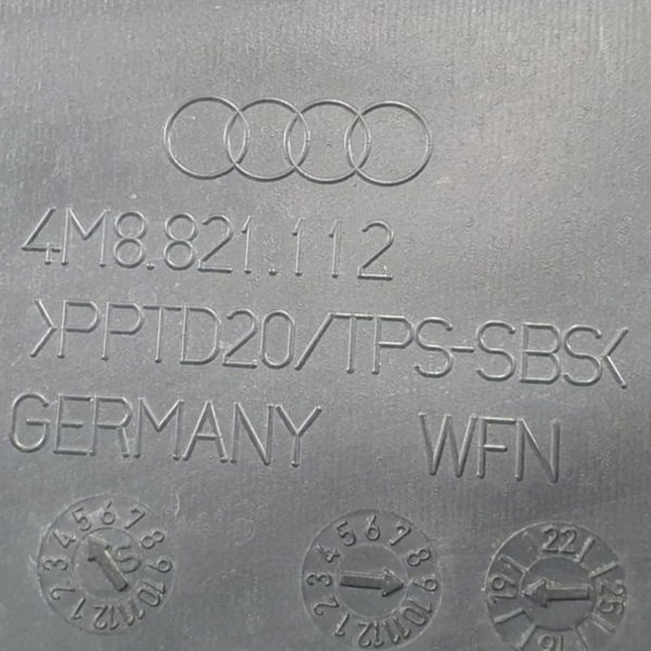 Vedação Paralama Direito Audi Q8 2020 /4m8821112