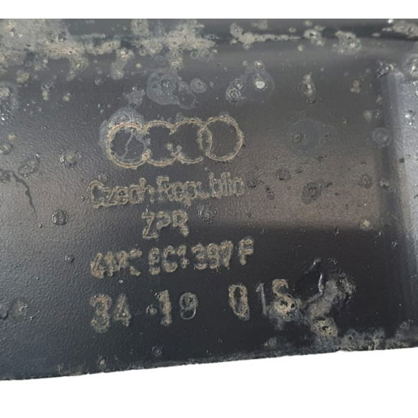 Reforço Estrutura Assoalho Audi Q8 2020