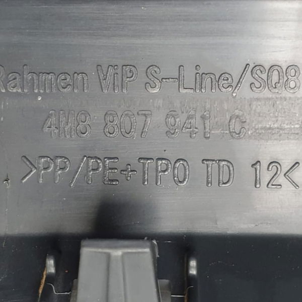 Spoiler Difusor Parachoque Traseiro Audi Q8 2020 Preto