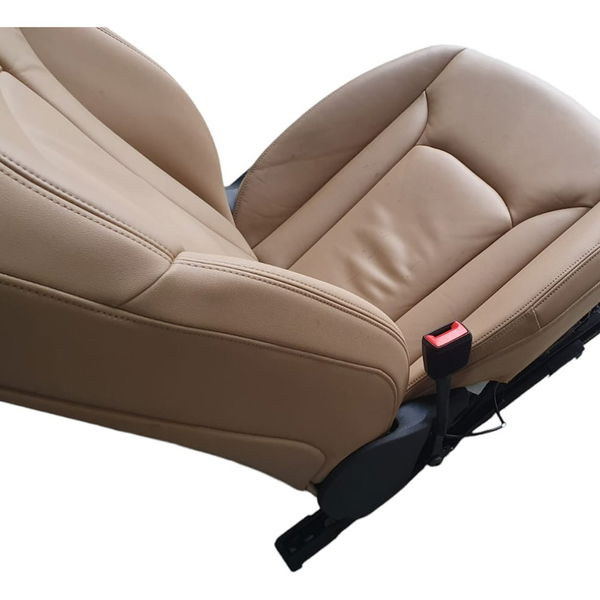 Par Bancos Dianteiros (bolsa Aberta) Audi Q8 2020 Marrom-claro