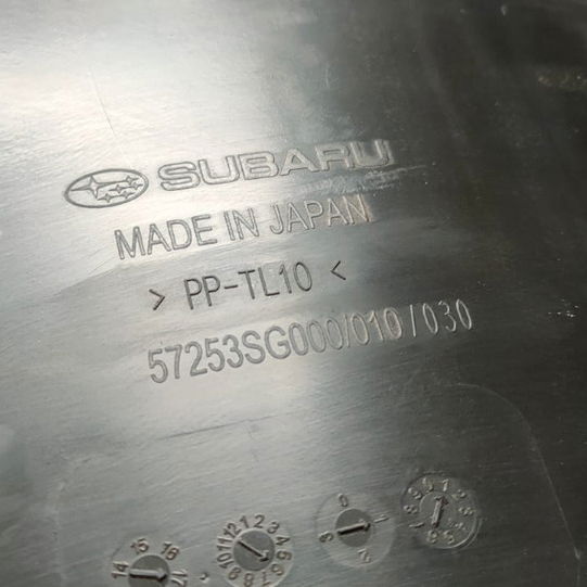 Defletor Interno Capo Dianteiro Subaru Forester Xt 2018