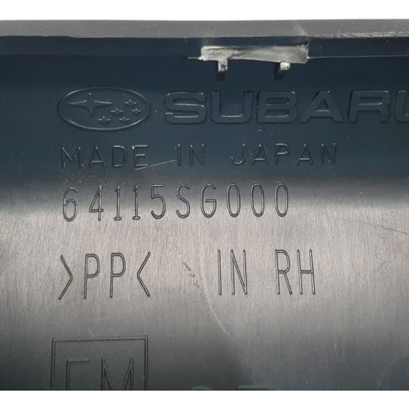 Acabamento Banco Dianteiro Direito Subaru Forester Xt 2018 Preto