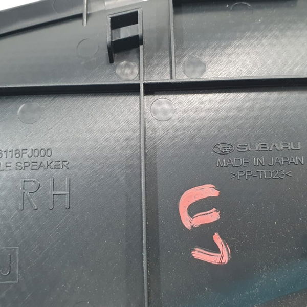 Acabamento Tela Alto Falante Direito Subaru Forester Xt 2018 Preto