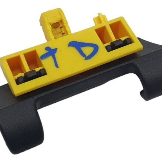 Suporte Trava Cortina Tras Dir Volvo Xc90 T8 Inscription 22