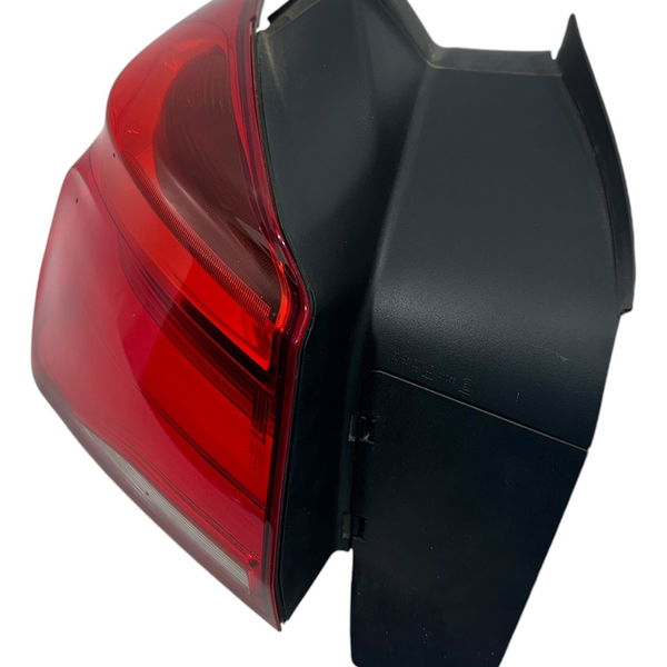 Sinaleira Lanterna Traseira Bmw 125 2016