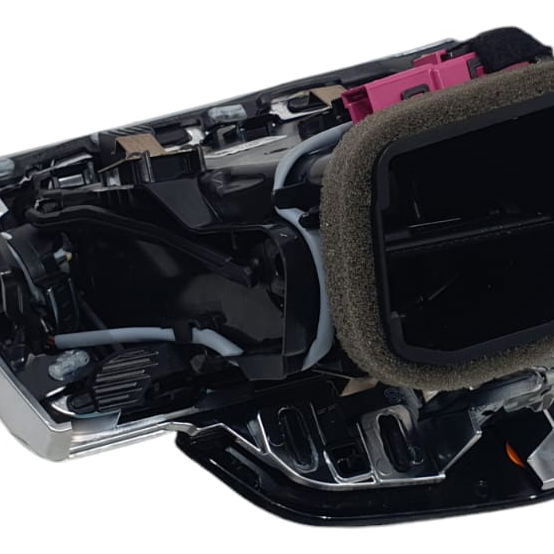 Difusor De Ar Esq. Arranhado Bmw 320i G20 Sport Gp 2021