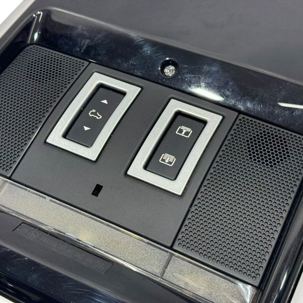 Luz Cortesia Teto Rover Velar P300 2020