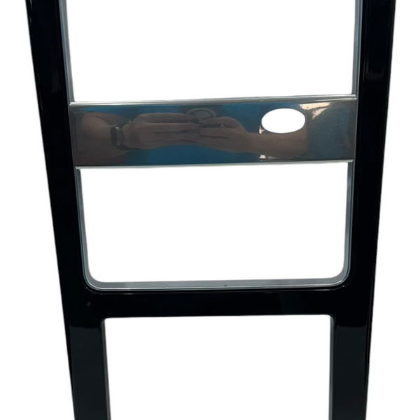 Moldura Central Range Rover Velar P300 2020 Preto