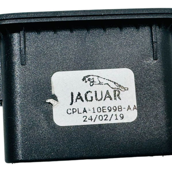 Botão Tampa Traseira Range Rover Velar P300 2020