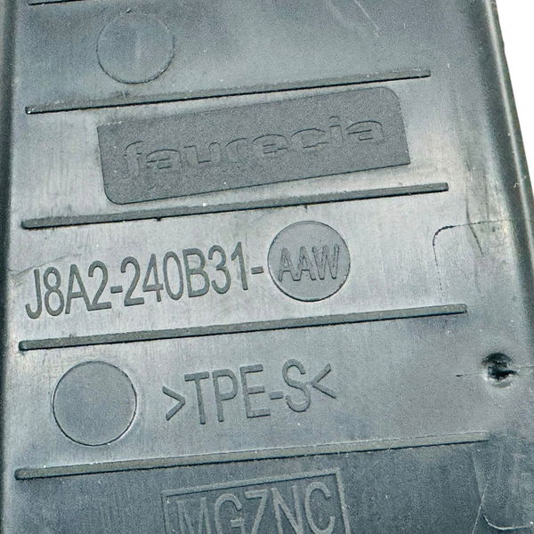 Acabamento Range Rover Velar P300 2020 Preto Animal Print