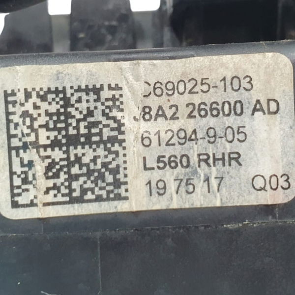 Maçaneta Traseira Direita Range Rover Velar P300 2020 Traseira