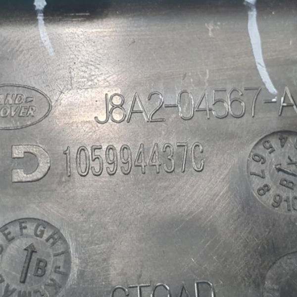 Acabamento Console Range Rover Velar P300 2020