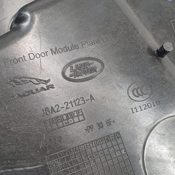 Tampa Interna Forro De Porta D.esq Range Rover Velar 2020