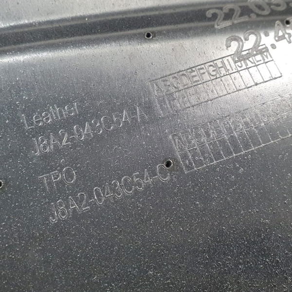 Acabamento Sup. Painel Instrumentos Range Rover Velar 2020 Preto Animal Print