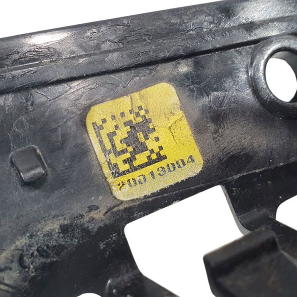 Suporte Dianteiro Esq Parachoque Range Rover Velar P300 2020