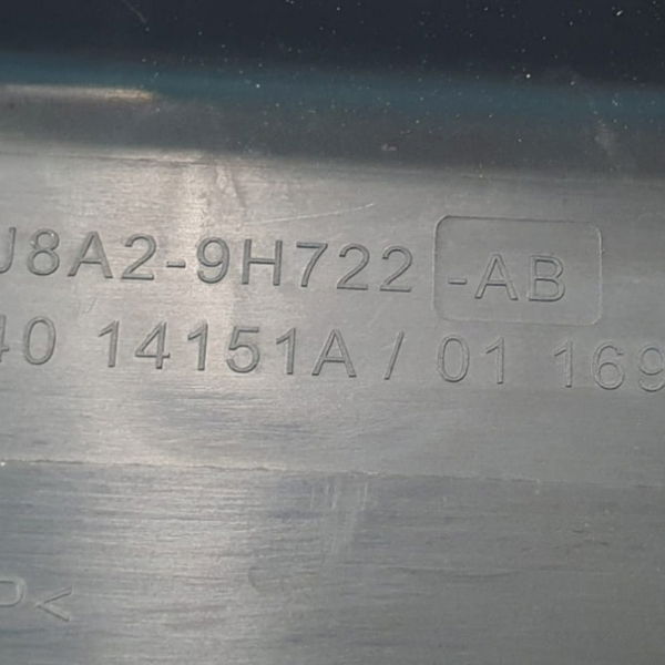 Duto Defletor Tomada De Ar Range Rover Velar P300 2020