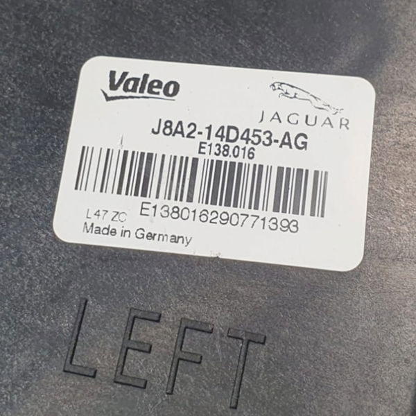 Suporte Guia Parachoque Tras. L/esq. Range Rover Velar 2020