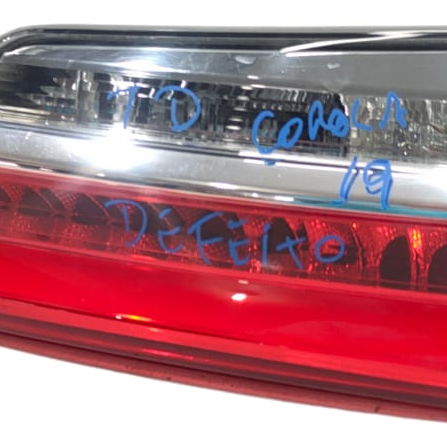 Lanterna Tampa Traseira L/d Toyota Corolla 2019 (c/detalhe) Direito Vermelho