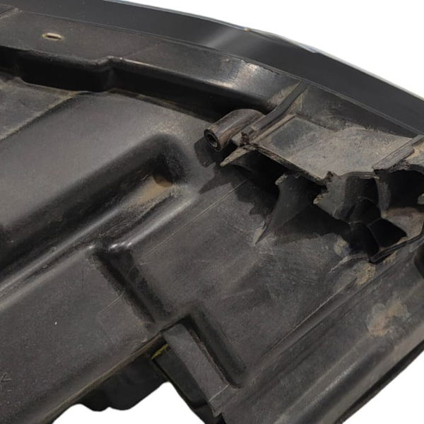 Farol L/e Gm Equinox 2018 (retirada Peças) Esquerdo