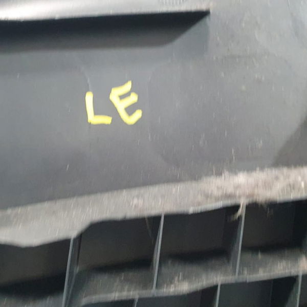 Acabamento Coluna Central L/esq Range Rover Velar P300 2020