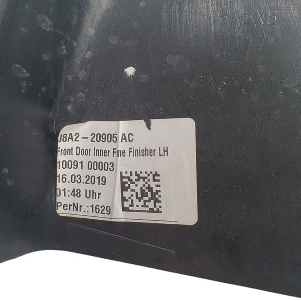 Canaleta Interna Porta Dianteira Esq Range Rover Velar 2020