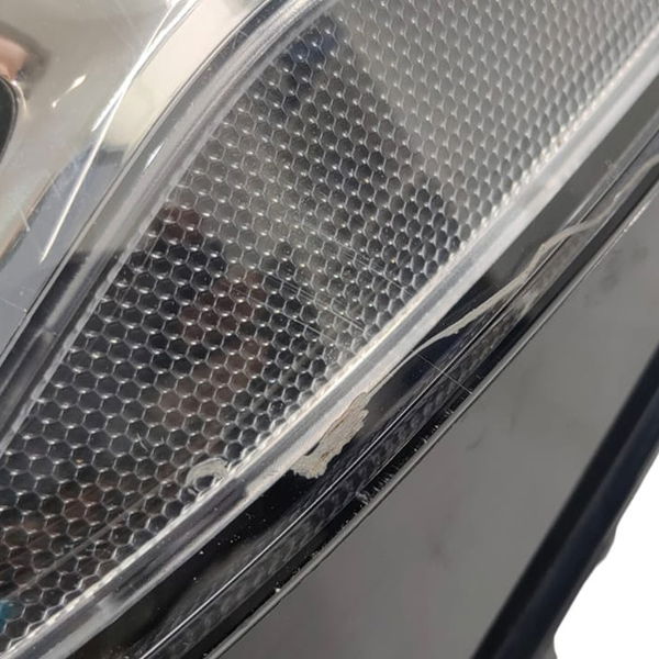 Farol L/e Chevrolet Equinox 2018 ( Retirada De Peças) Esquerdo