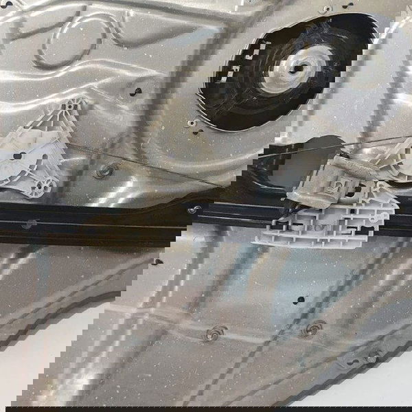 Máquina De Vidro Traseira Direita Mercedes Benz C180 2009