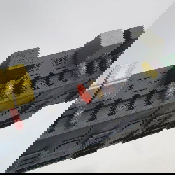 Modulo Sam Caixa Fusíveis Mercedes Benz C200 2006 2095450101