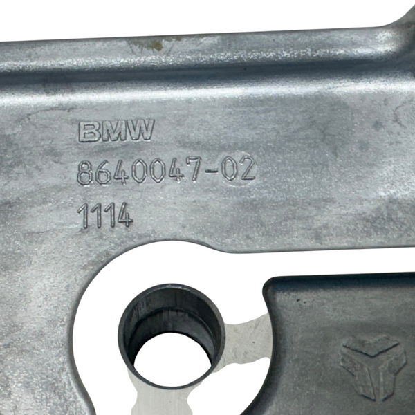 Tampa Tras. Motor Bmw 530 G20 G28 G30 2.0  2024 8640047