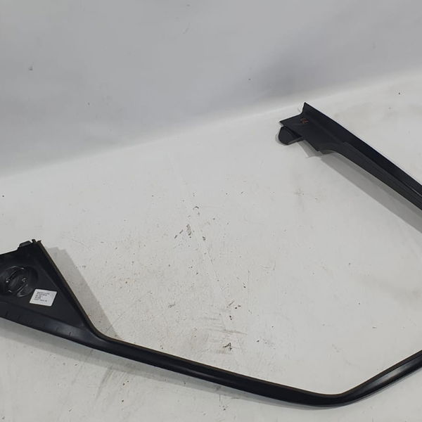 Canaleta Interna Porta Diant. Dir Range Rover Sport Hse 2020 Preto