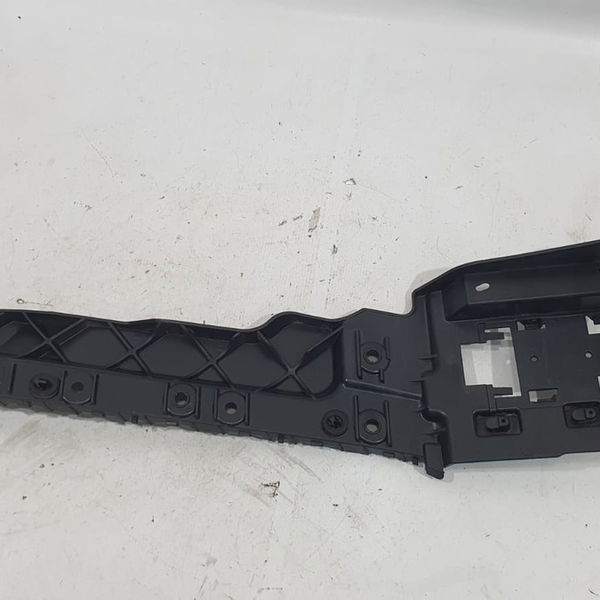 Suporte Parachoque Traseiro L/esq Range Rover Sport Hse 2020