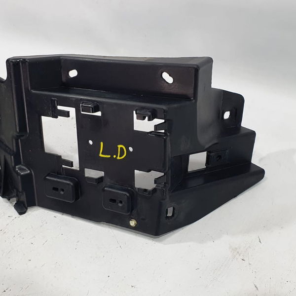 Suporte Parachoque Traseiro L/dir Range Rover Sport Hse 2020