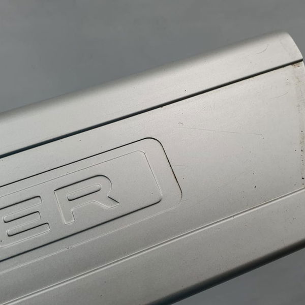 Soleira Porta Dianteira Esquerda Range Rover Sport Hse 2020 Cinza