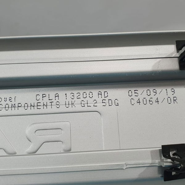 Soleira Porta Dianteira Direita Range Rover Sport Hse 2020 Cinza