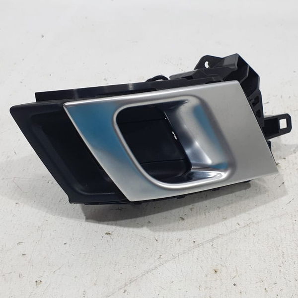 Maçaneta Interna Traseira Esquerda Range Rover Sport 2020 Traseira