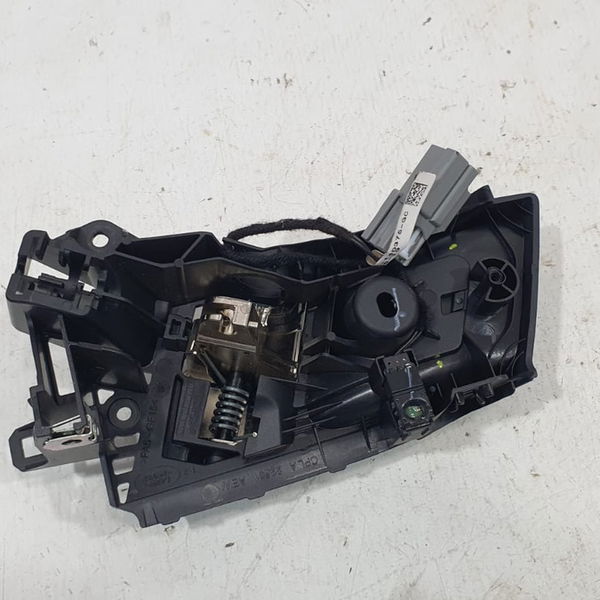 Maçaneta Interna Traseira Esquerda Range Rover Sport 2020 Traseira