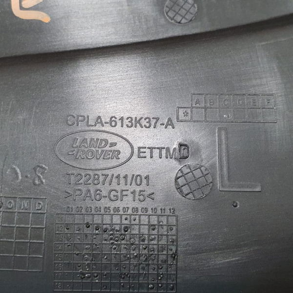 Acabamento Cinto Traseiro Esquerdo Range Rover Sporthse 2020 Preto