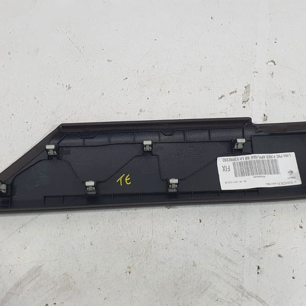 Acabamento Couro Forro Porta D/esq Range Rover Sport 2020