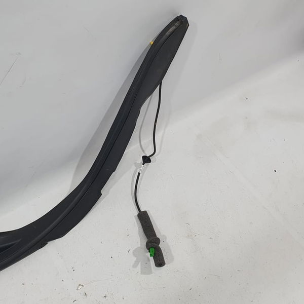Acabamento Sensor Tampa Porta-malas L/d Range Rover Sport 20 Preto